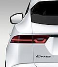 Jaguar E-PACE kombiniert sportwagenartiges Design und Handling mit der Variabilität und Alltagstauglichkeit eines SUV